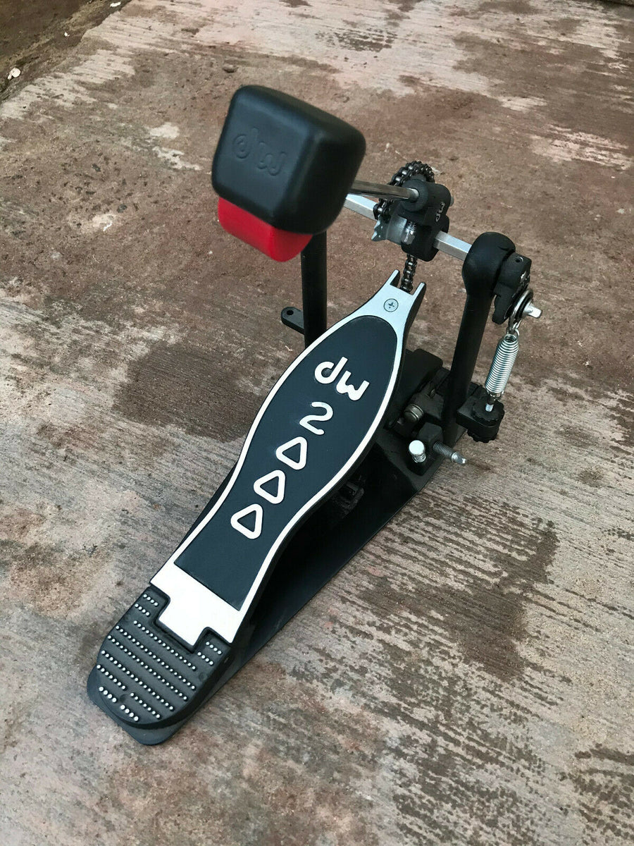 dw 2000 single pedal DW 2000 Series Single Bass Drum Pedal – Blakes Drum Shop