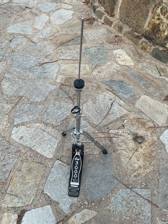 DW 3000 Series 2-Leg Hi-Hat Stand - missing clutch