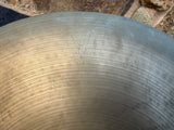 Vintage Zildjian Avedis 18" Thin Crash Cymbal - 1260 grams2
