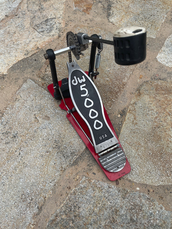 DW 5000 Series Single Chain Bass Drum Pedal 5002 - older model