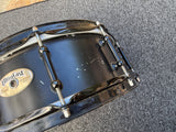 Pearl Ultracast 14"x5" Cast Aluminum Snare Drum – Satin Black w/ Black Hardware2