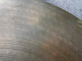 Vintage Zildjian Avedis 20" Ride Cymbal - 2304 grams2