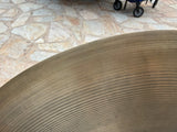 Vintage Zildjian Avedis 21" Ride Cymbal - 2924 grams5