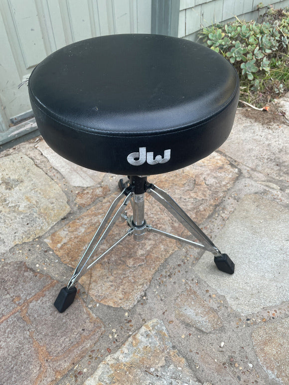 DW 9100 Standard Round Seat Drum Throne