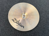 Zildjian 16" Avedis Medium Thin Crash Cymbal2