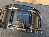 Pearl Ultracast 14"x5" Cast Aluminum Snare Drum – Satin Black w/ Black Hardware7