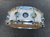 Dw Collectors White Marine Pearl 14x5 Snare Drum0