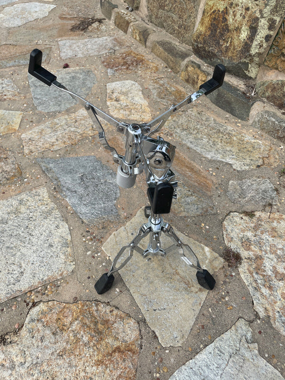 DW 3000 Series Snare Stand