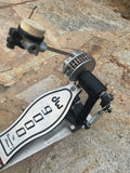 DW 9000 Series Single Bass Drum Pedal - SLAVE FROM A DOUBLE CONVERTED TO SINGLE