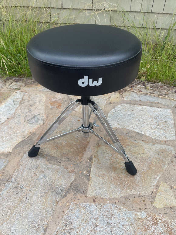 DW 9100 9000 M Round Drum Throne