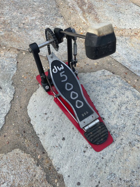 DW 5000 Series Single Chain Bass Drum Pedal 5002 - Older model