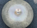 Vintage Zildjian Avedis 20" hollow logo Crash / Ride Cymbal -2270 grams6