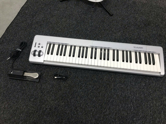 M-Audio Keystation 62 ES 2018 Silver Kayboard Keys