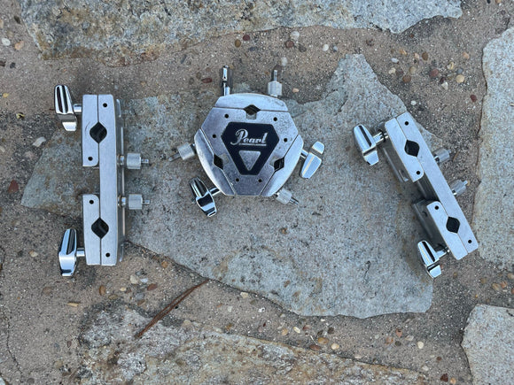 Pearl Triple-sided Quick-release Clamp and two pearl Multi-clamp