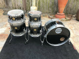 Dixon Outlaw Maple Blackburst 5pc Drum Set kit