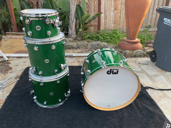 DW Collectors 4pc Green Sparkle Drum Set kit - 24x16,13x9,16x16,18x16  EXCELLENT