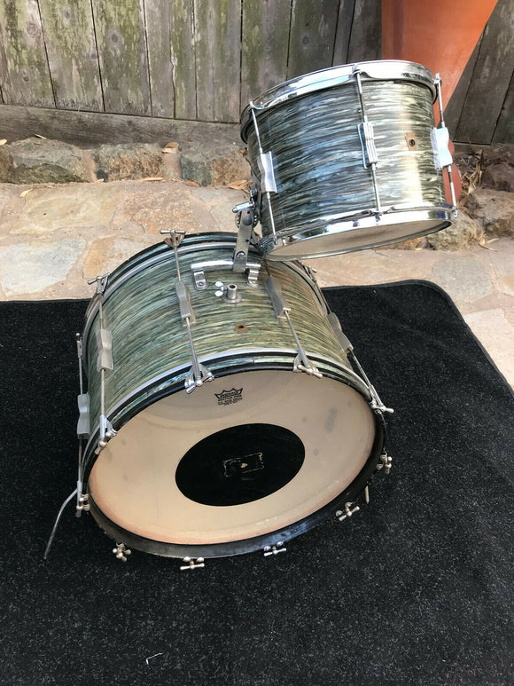 1964 Ludwig Club Date Blue Oyster Pearl 22x14 + 13x9