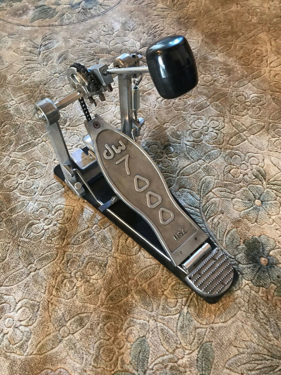 DW 7000 Series Single Bass Drum Pedal