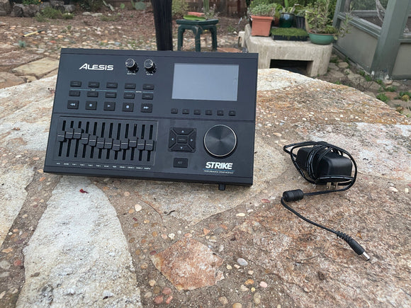 Alesis Strike Performance brain Drum Module - Small crack on front screen