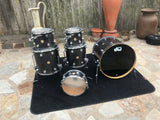 DW Collectors 5 Pc Drum Set kit Gold badge with Snare Excellent w/ 24 x 20 Kick