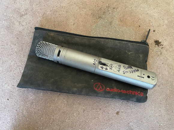 AKG C 1000 S Condenser Wireless Professional Microphone, Pre-Owned