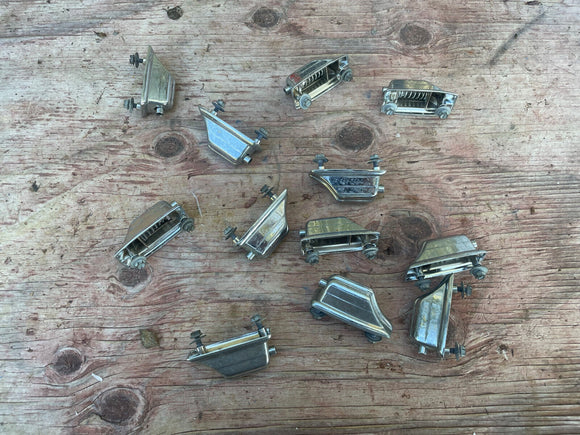 12 Rogers Beavertail Lugs for Tom Drum with Mounting Screws - Chrome