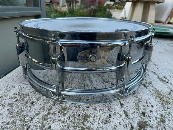Pearl 5.5x14 Mirror Chrome Snare Drum
