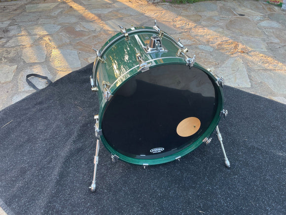 Yamaha Maple Custom Emerald Green 22 x 16 Bass Drum
