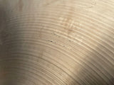 Vintage Zildjian 18" Thin Crash Cymbal - SURFACE / BELL LONG CRACK