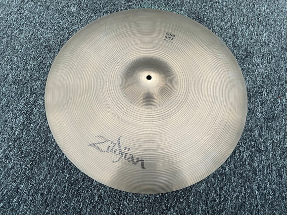 Vintage Zildjian Avedis 20