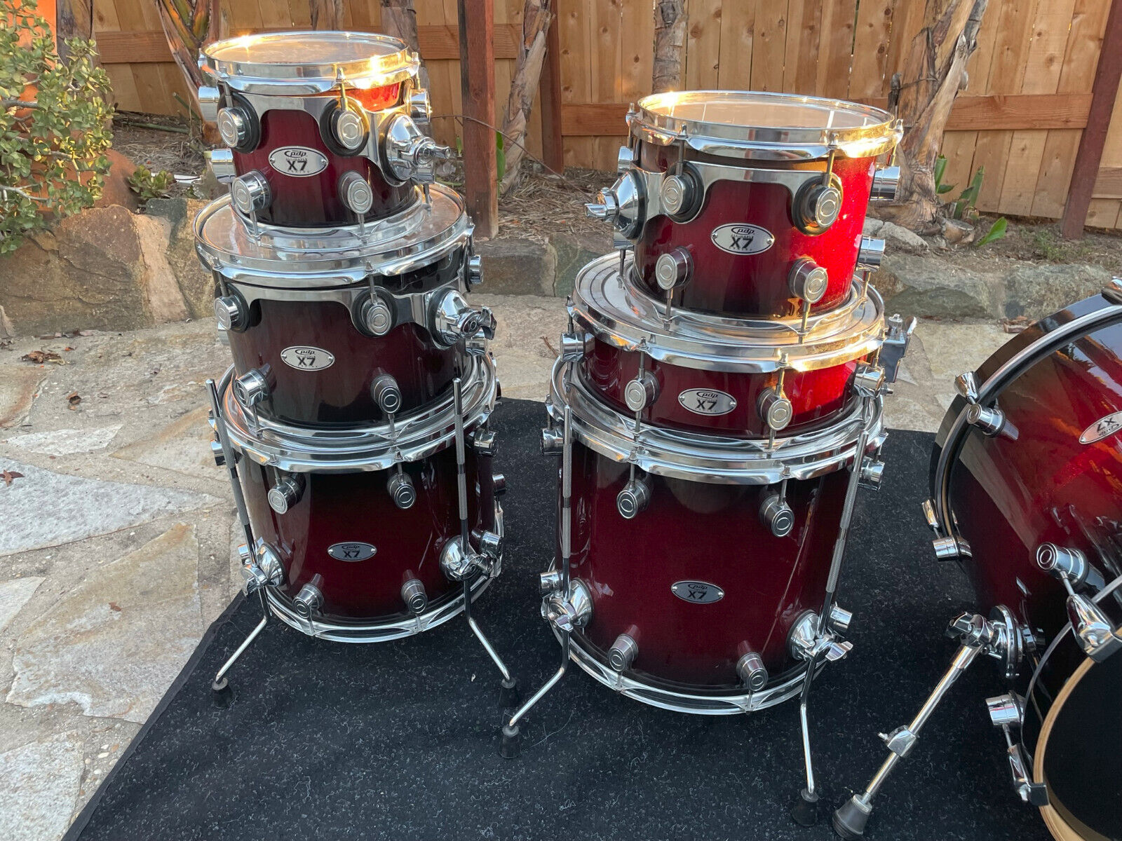 PDP X7 Maple Red Sparkle Fade 7pc Drum Set 8x7,10x8,12x9,14x12
