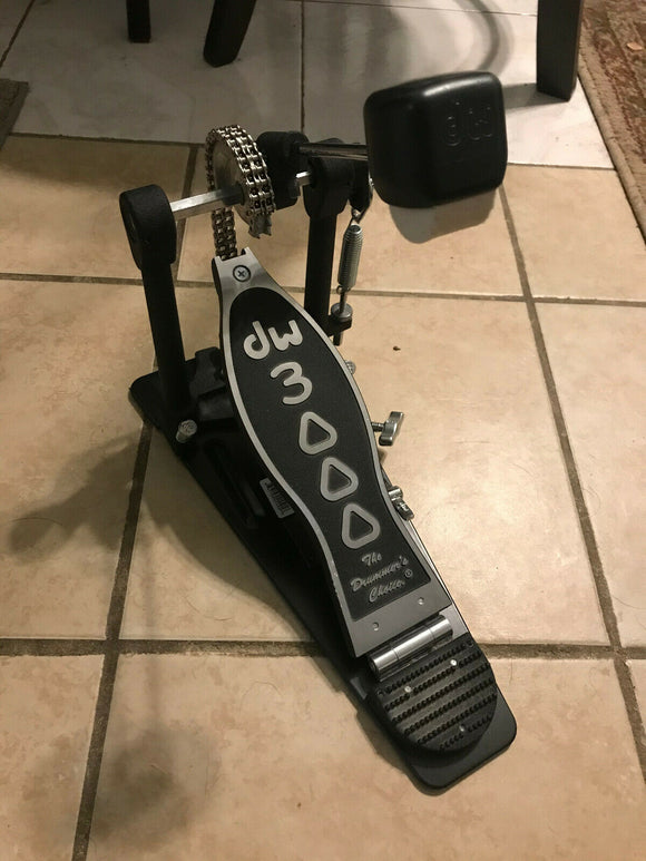DW 3000 Series Single Bass Drum Pedal