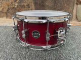 DW Performance Series 6.5x14" Maple Snare Drum - Cherry Stain