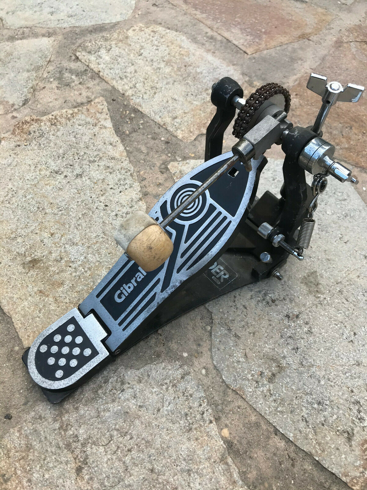 gibraltar intruder pedal Gibraltar Dual Chain Drive 9000 Series Intruder Bass Drum Pedal