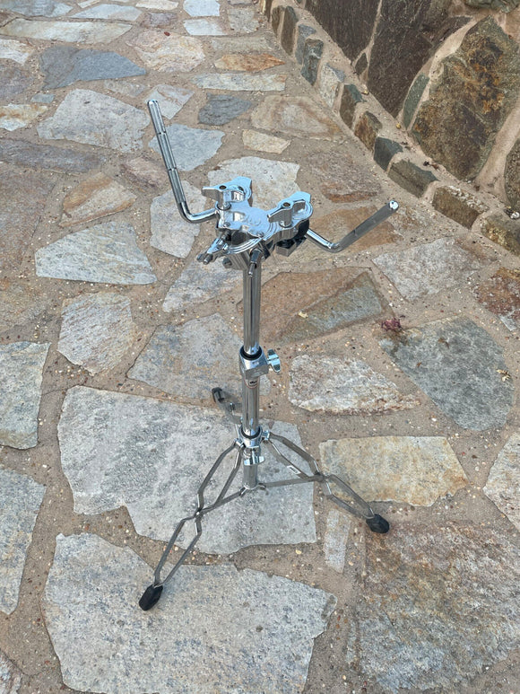 DW 9900 Heavy-Duty 9000 Series Double Tom Stand