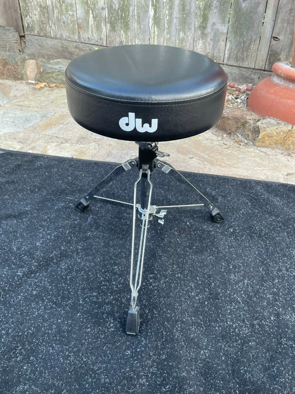 DW DWCP3100 3000 Series Throne