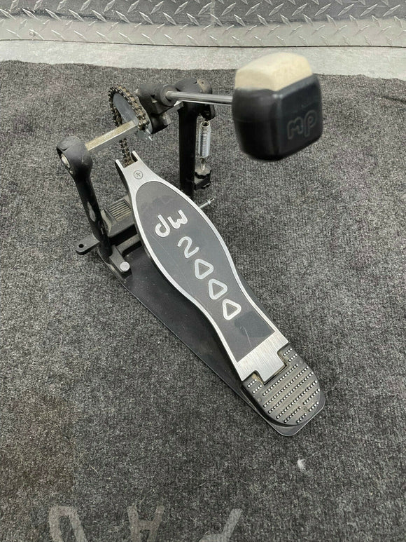 DW 2000 Series Single Bass Drum Pedal
