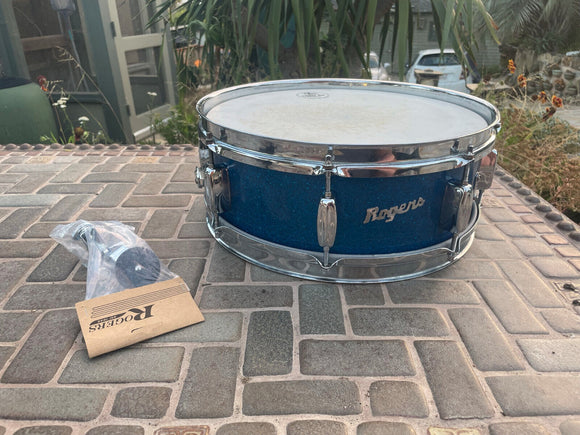 Vintage Rogers Holiday Blue Sparkle 14 x 5 Snare Drum - NEEDS WORK
