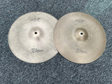 Zildjian Avedis 14" NEW BEAT Hi Hat Cymbals - TOP HAS SPIDER CRACKS FORMING