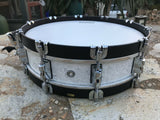 Dixon Classic Series POPLAR WHITE W/WOOD HOOPS 14 x 4 Snare Drum