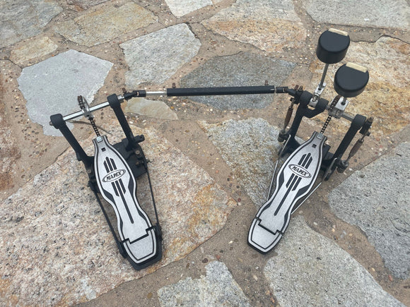 Mapex P400TW Storm Single Chain Drive Double Bass Drum Pedal w/ Duo-Tone Beater