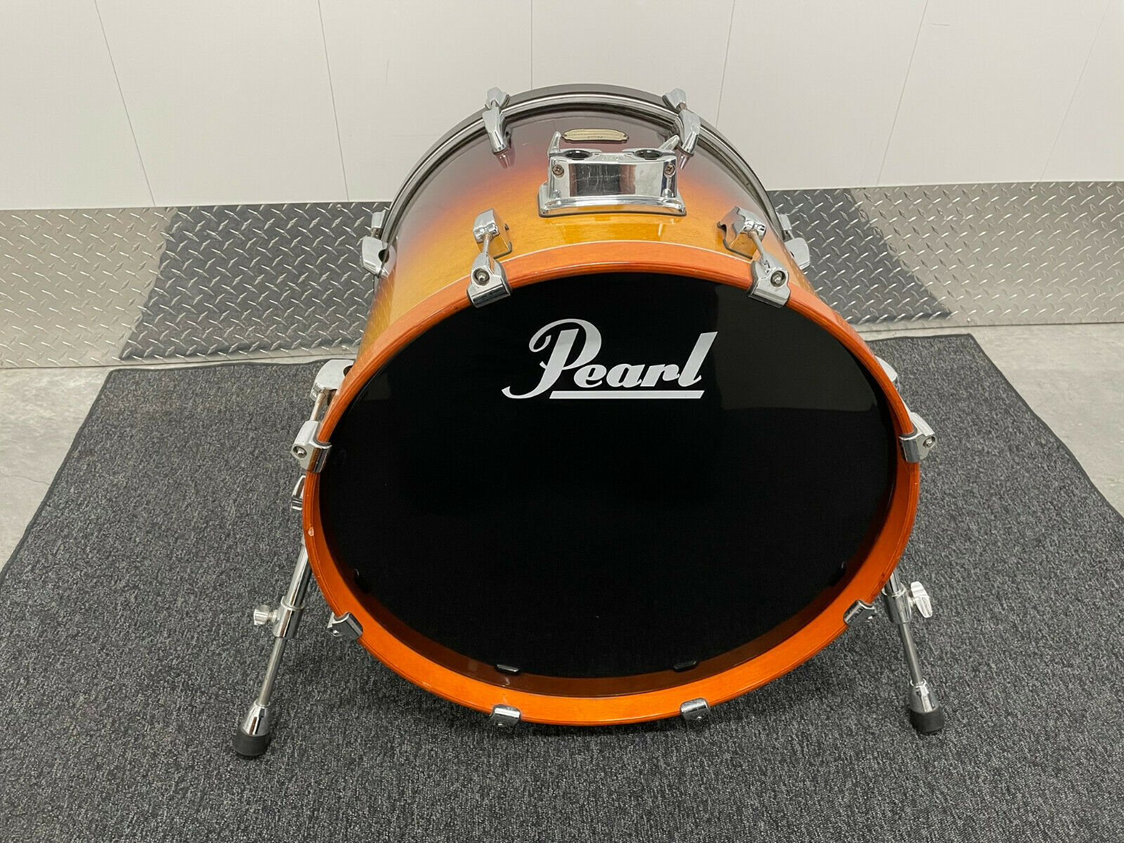 pearl export tobacco burst Reference Pure Vintage Spotlight With features like Reference Pearl Export Lacquer 18x16 Floor