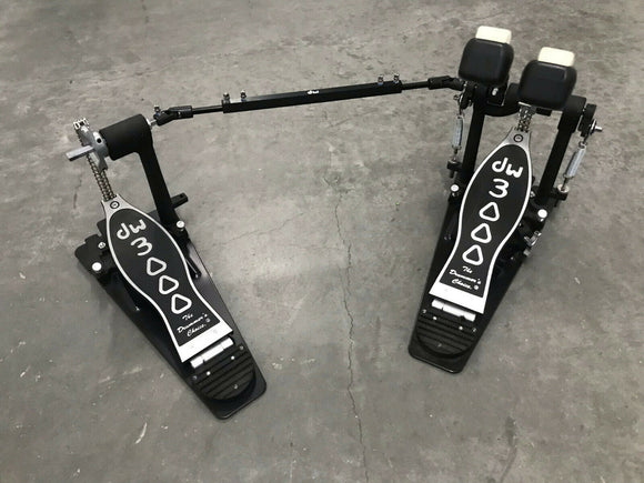 DW 3000 double bass pedal