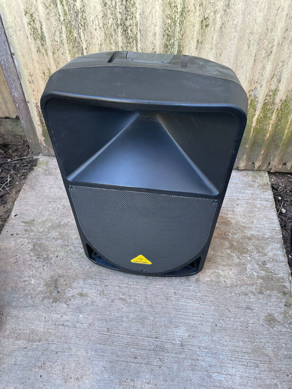 Behringer Eurolive B115D 1000W 15 inch Powered Speaker