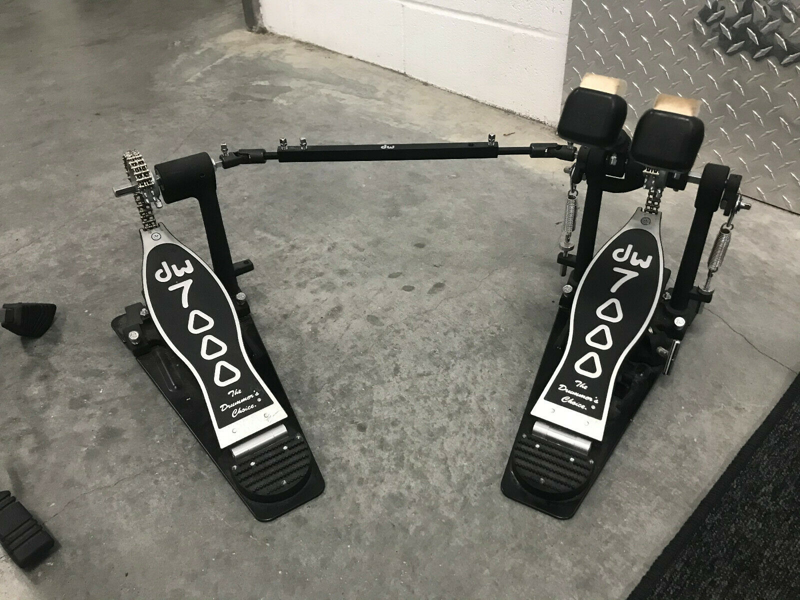 DW 7000 Series DOUBLE Bass Drum Pedal – Blakes Drum Shop