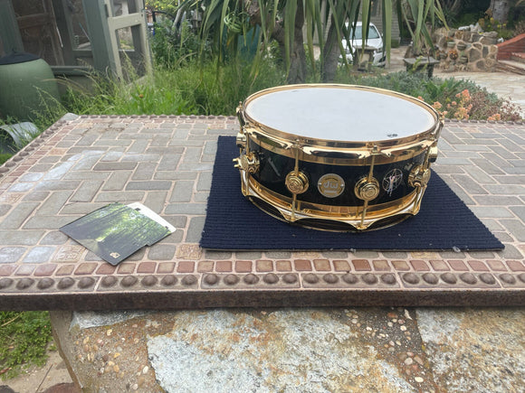 DW Collector's Series R30 