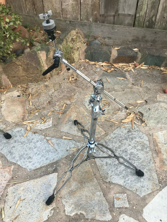 DW 9000 Boom Drum Cymbal Stand