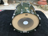 Pearl Master Custom maple 22 x 16 Green Bass Drum Maple
